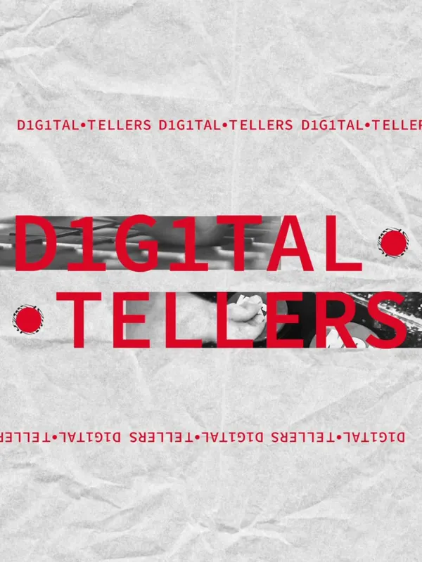 Rótulo de Digital Tellers sobre papel arrugado, con la banda roja de la marca.